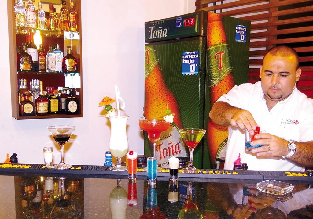 六角形酒店 马那瓜湖 外观 照片
